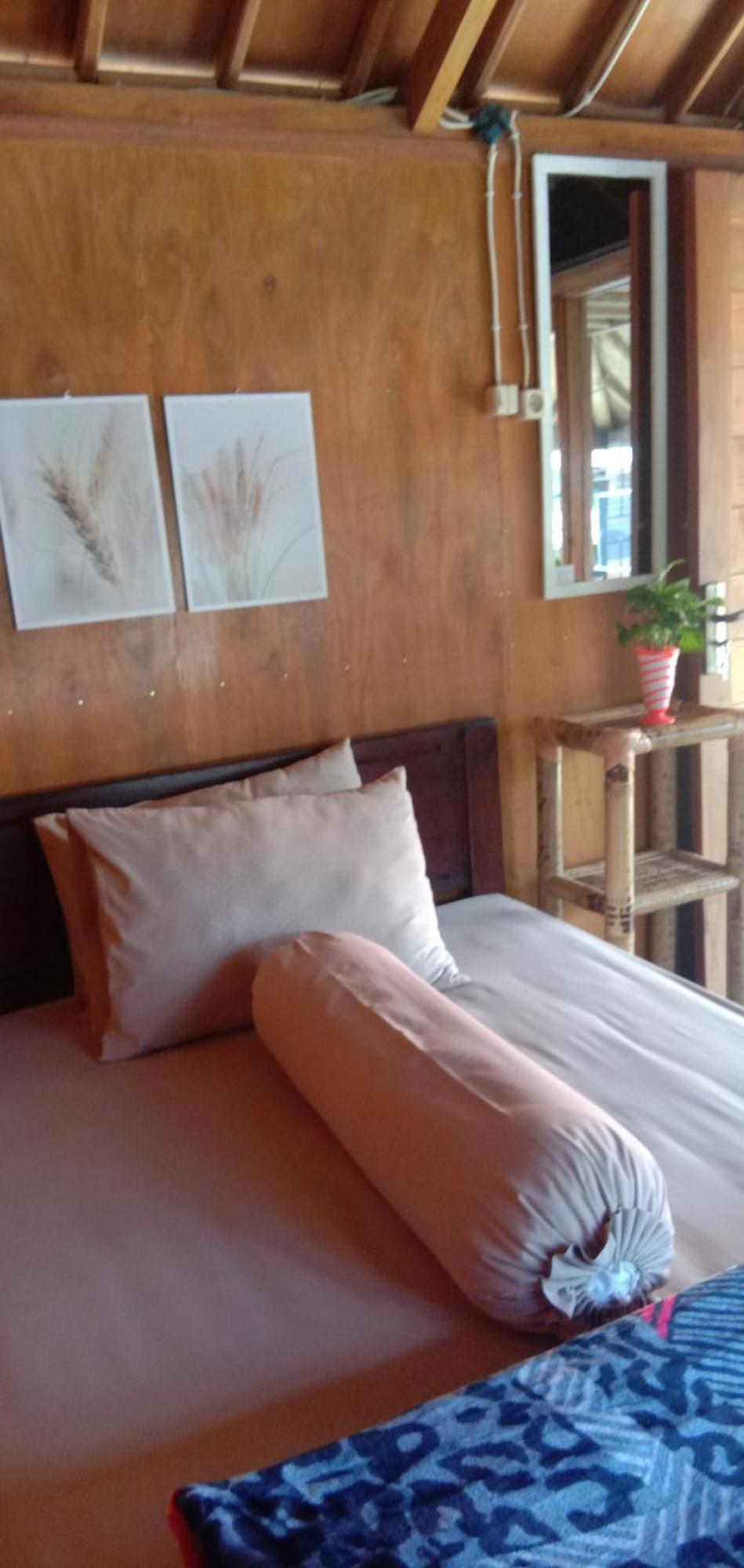 Radiya Guesthouse Sembalunlawang Pokoj fotografie