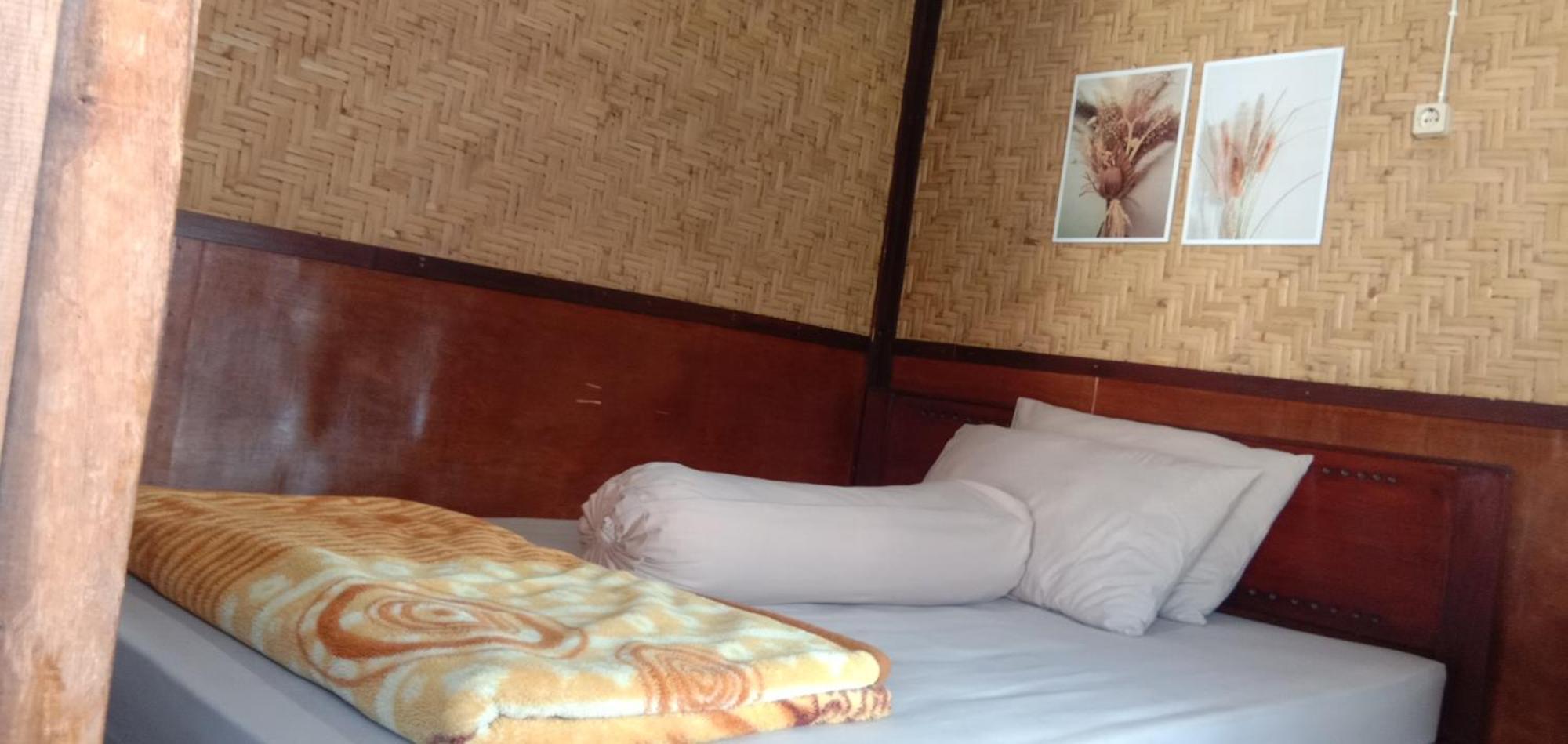 Radiya Guesthouse Sembalunlawang Pokoj fotografie