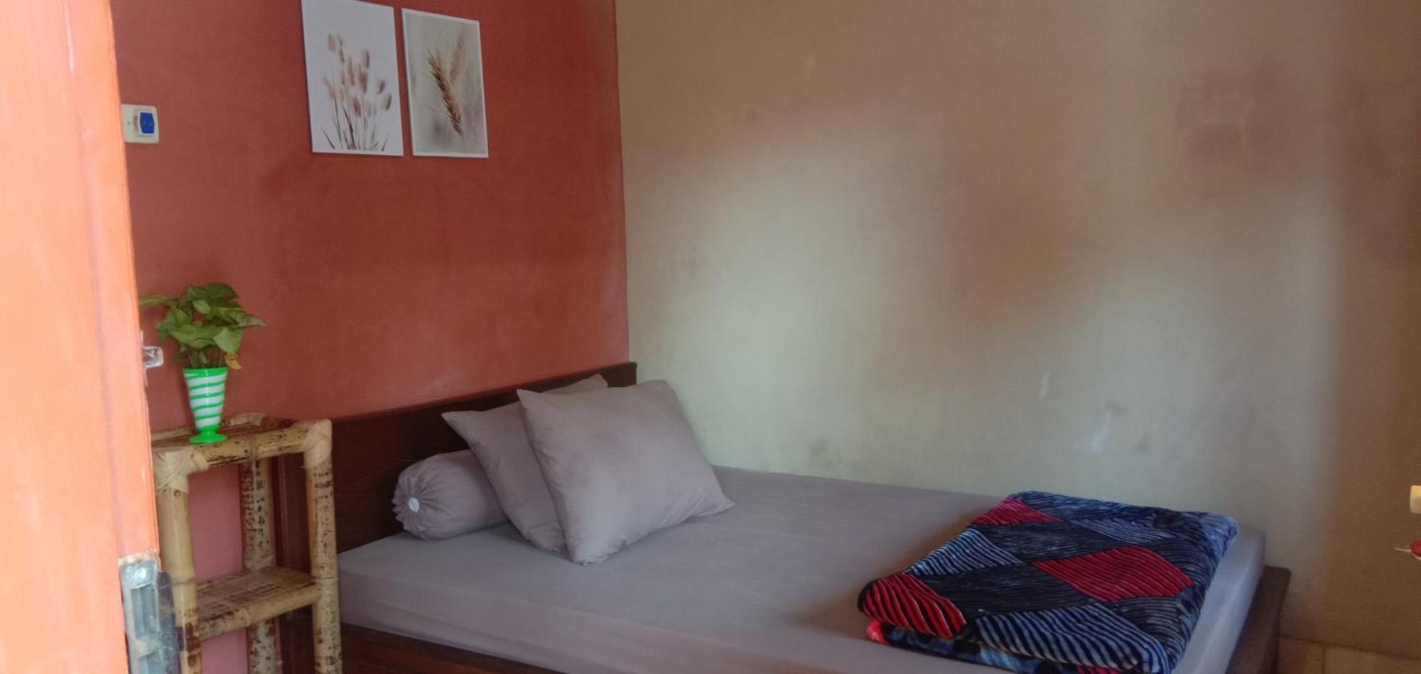 Radiya Guesthouse Sembalunlawang Pokoj fotografie