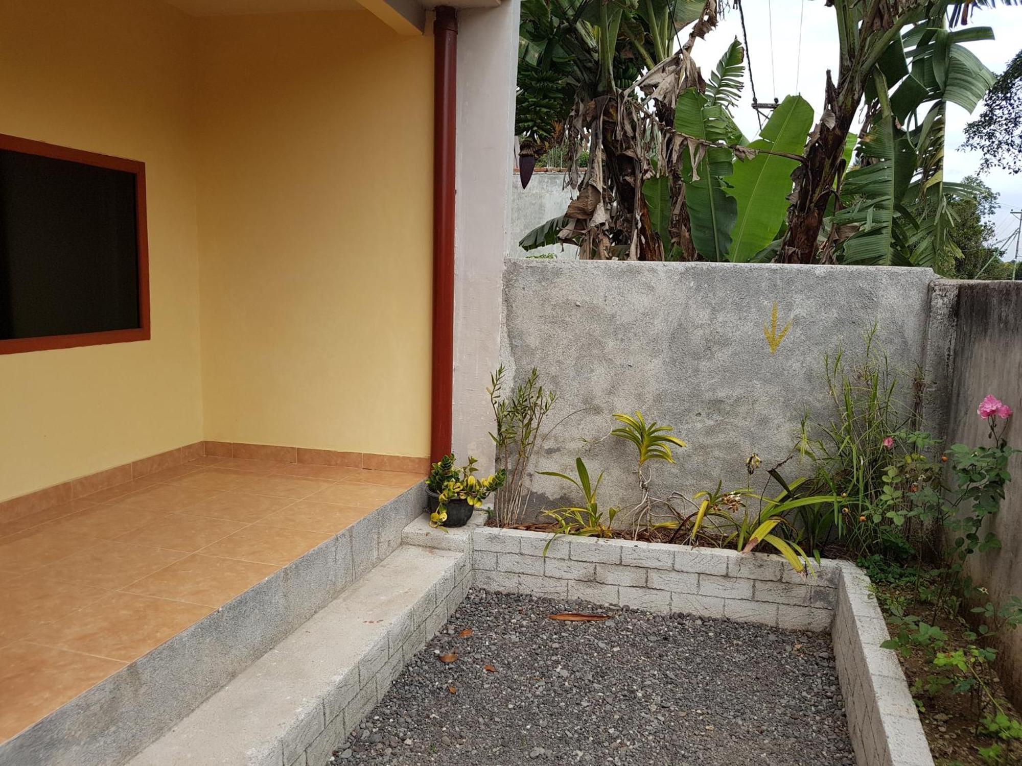 Radiya Guesthouse Sembalunlawang Pokoj fotografie