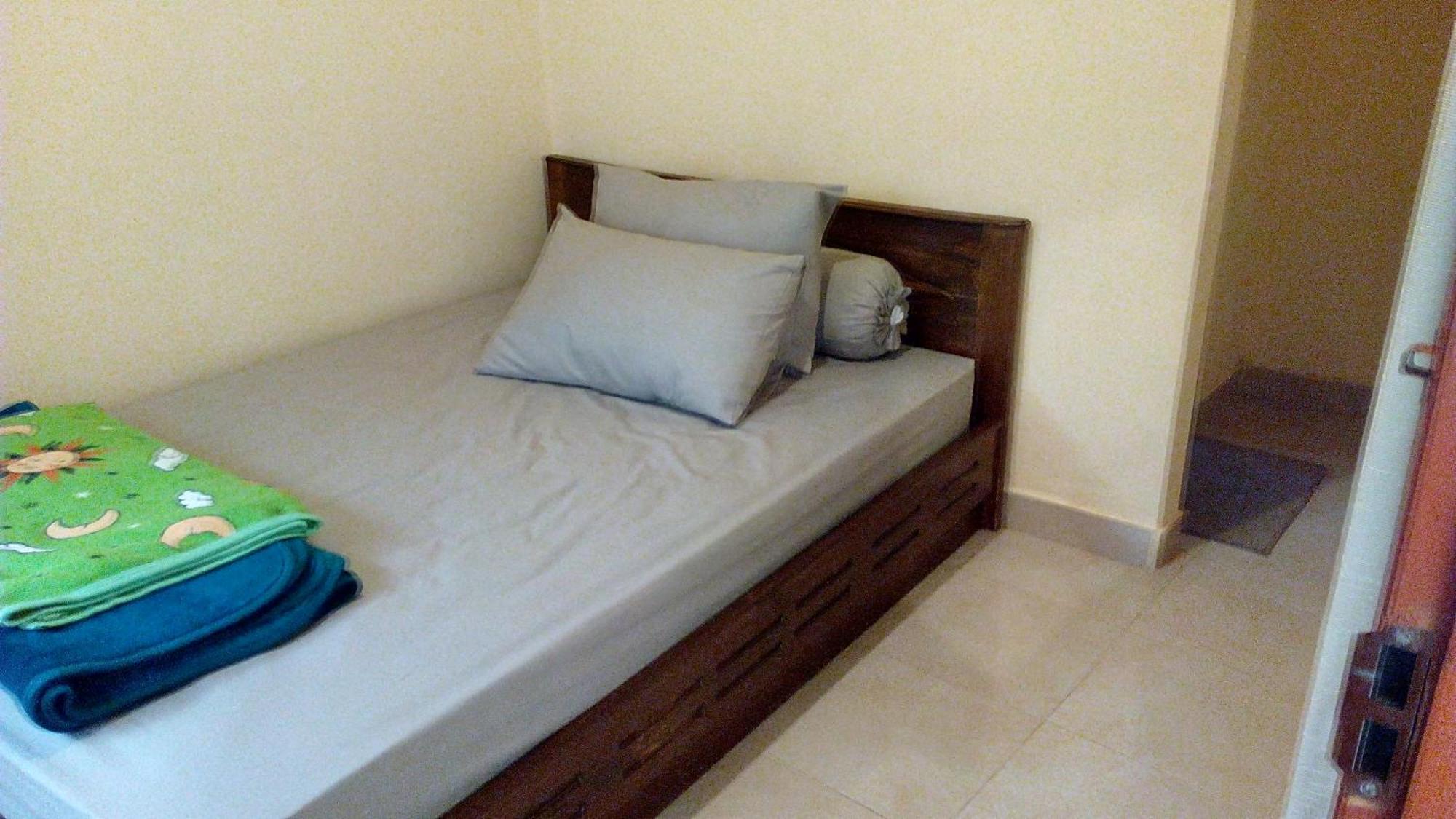 Radiya Guesthouse Sembalunlawang Pokoj fotografie