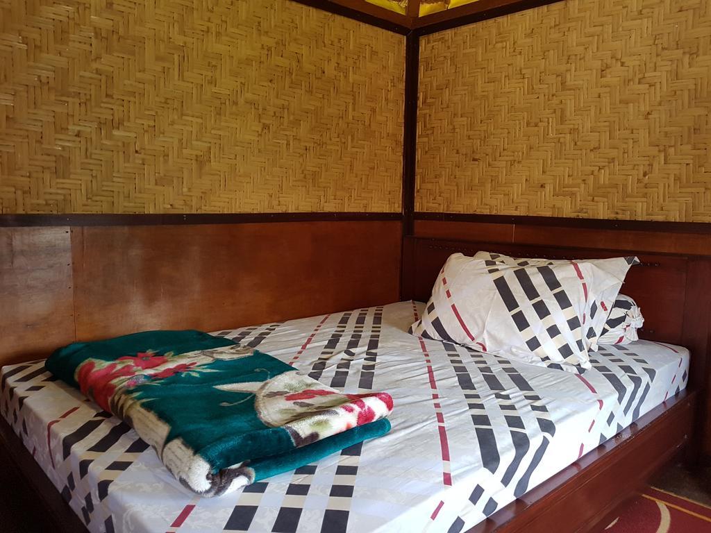 Radiya Guesthouse Sembalunlawang Pokoj fotografie
