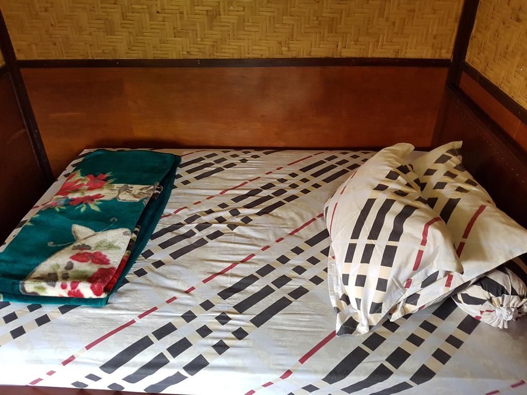 Radiya Guesthouse Sembalunlawang Pokoj fotografie